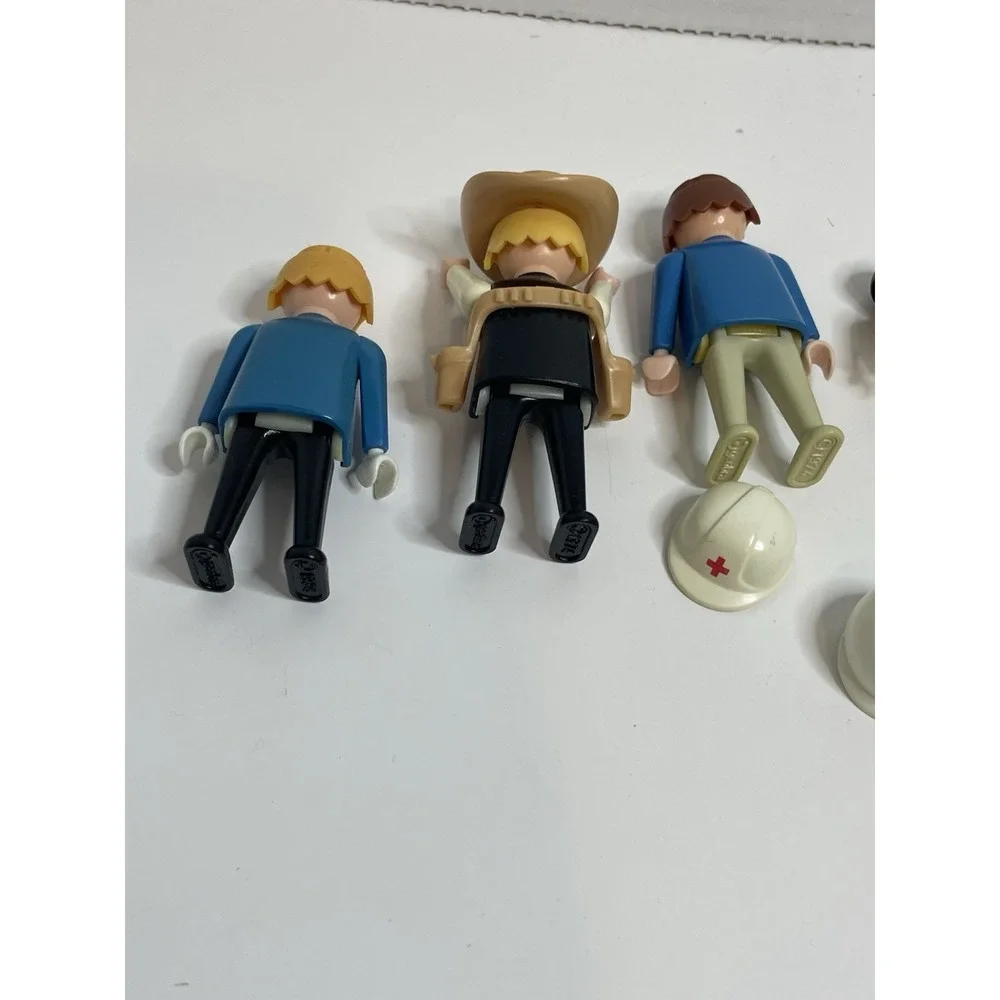 Vintage Playmobil Action Figure Lot Of 6 Figures And 6 Hats